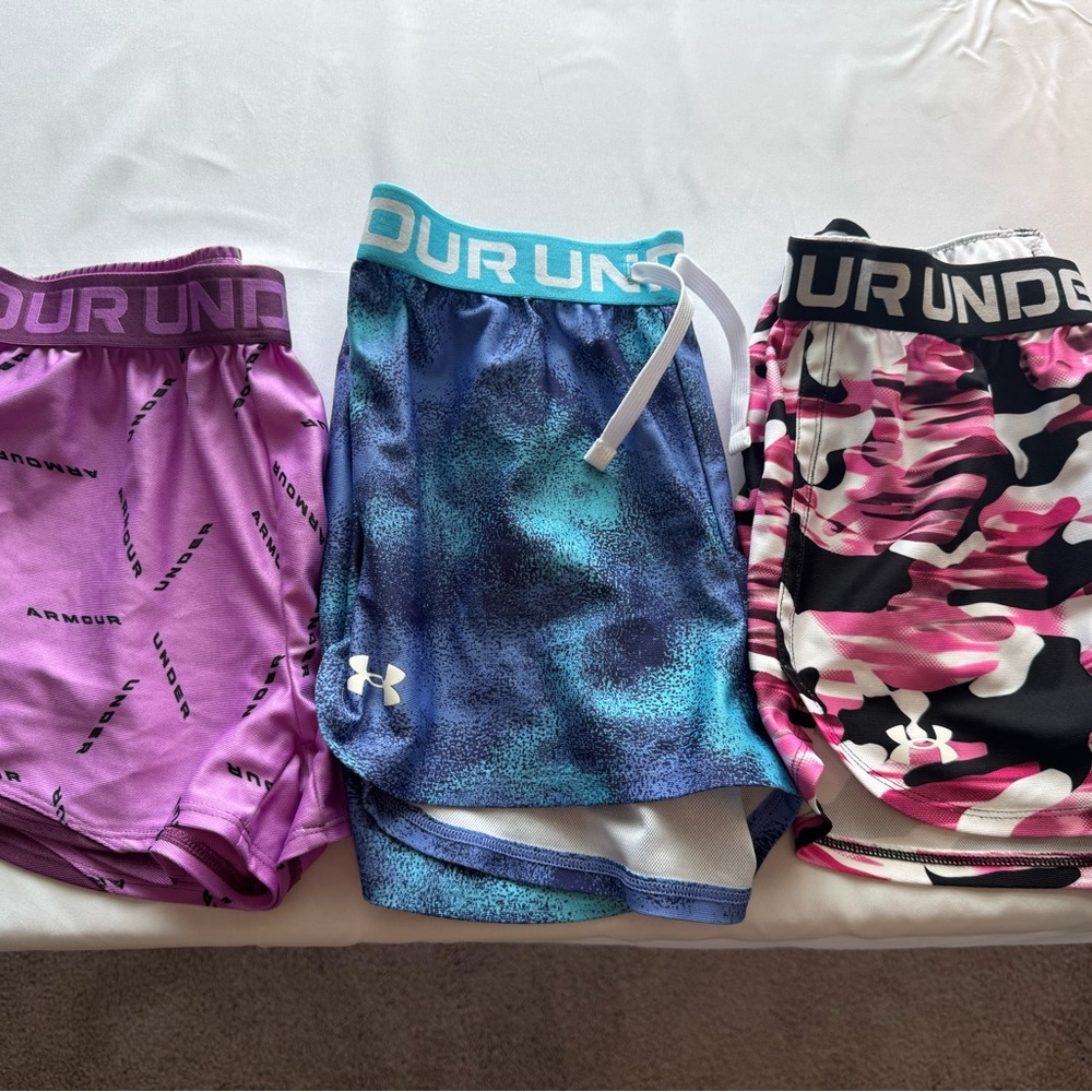 Under Armour Shorts Trio - Purple, Blue, Pink Camo (Size YL) Girl’s Clothing - Picture 11 of 11